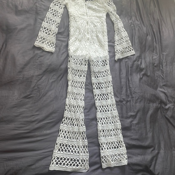 embroidered style jumpsuit - Picture 4 of 5